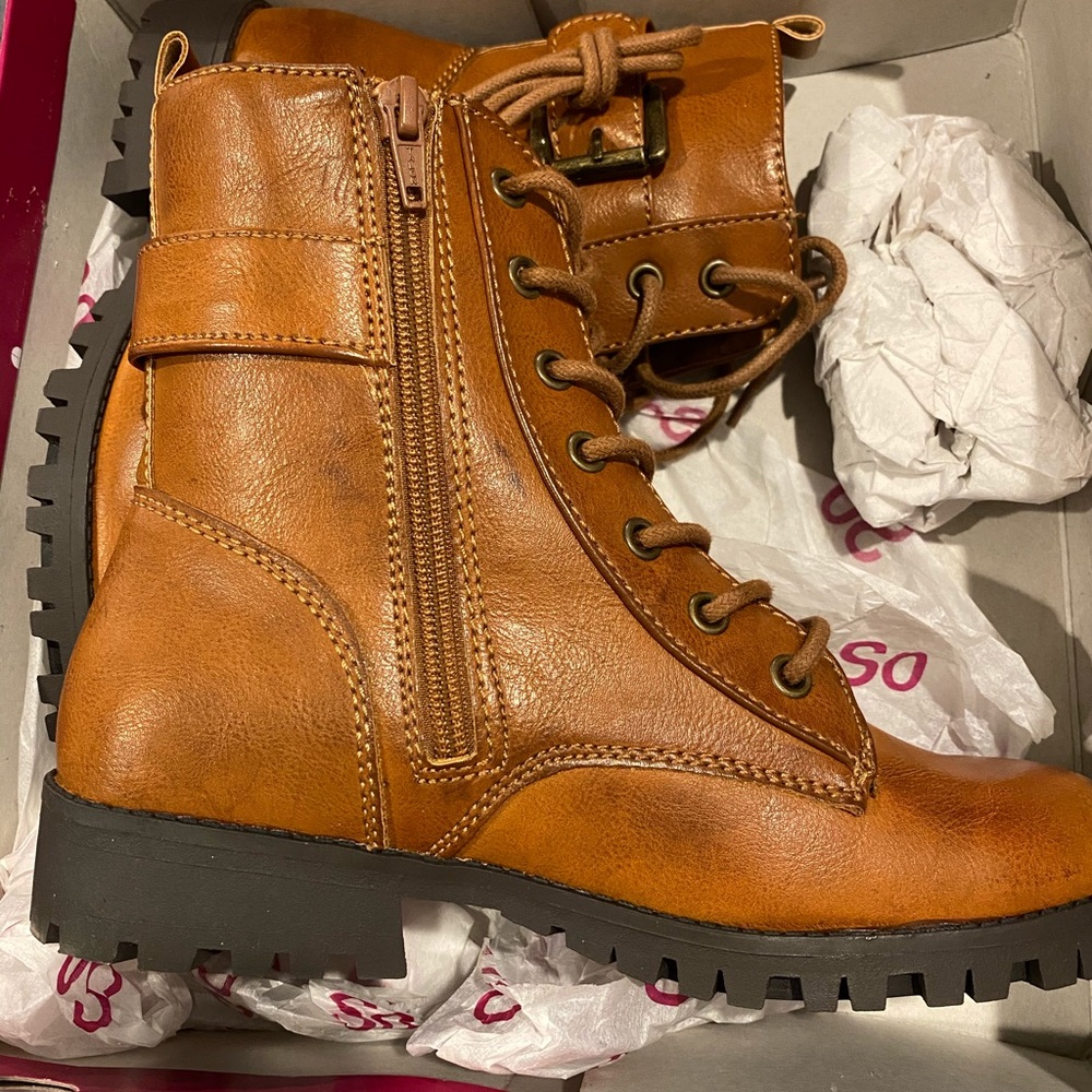 SO ankle boots